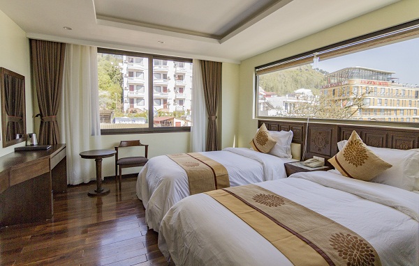 Sapa-relax-hotel-4-Deluxe-room-with-moutain-view.jpg